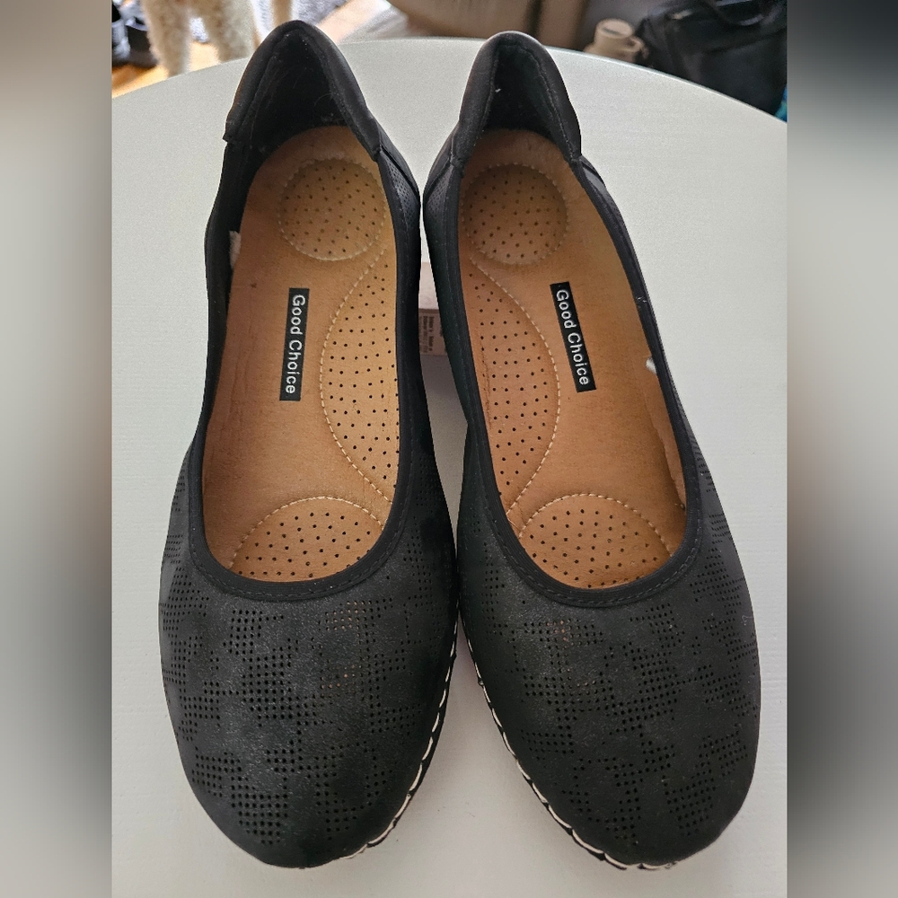 Good Choice Kiara Black Perforated Flats